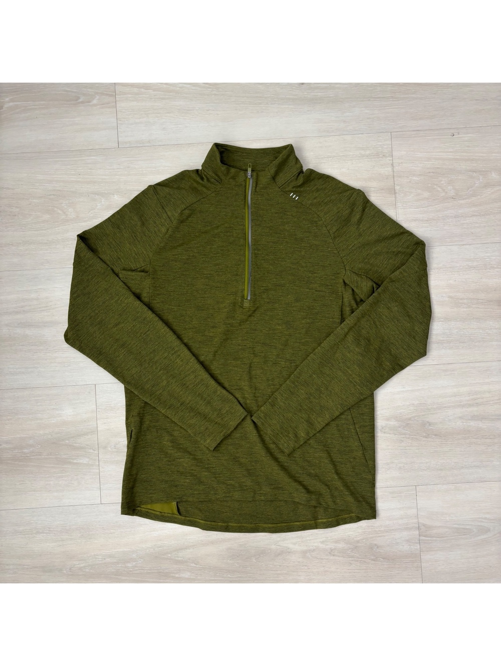 Lululemon Surge Warm Half Zip Mens M Green Running Pullover Reflective